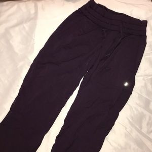 lululemon athletica • dance to studio pant • size2